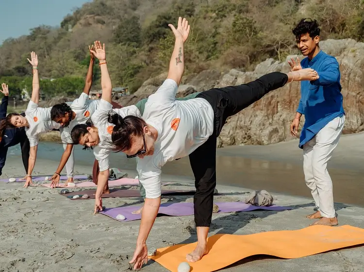 200 Hours Yoga