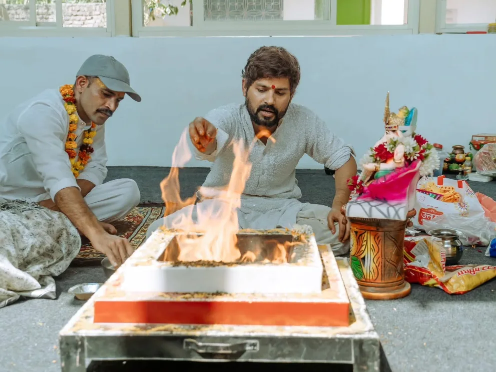 Traditional havan fire ceremony held at Rishikesh Yog Kendra
