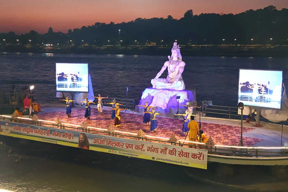 Stillness practice at Rishikesh Yog Kendra