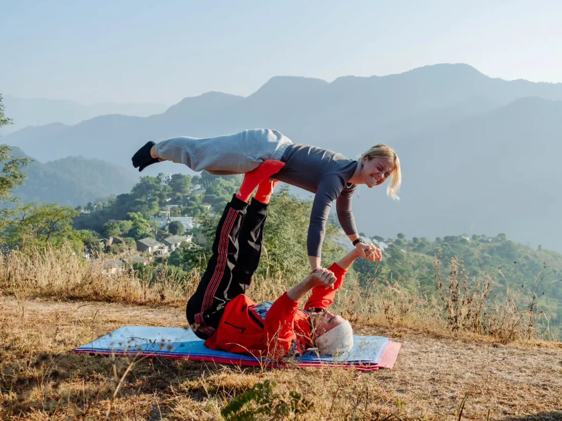 Advanced asana practice as part of the complete retreat programme