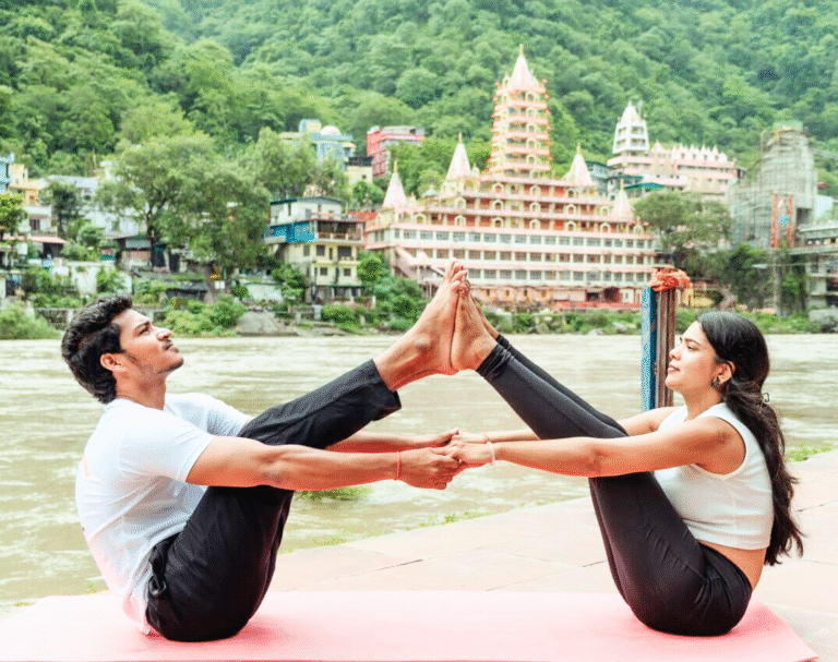 Top 5 Reasons Why Rishikesh is Famous For Yoga