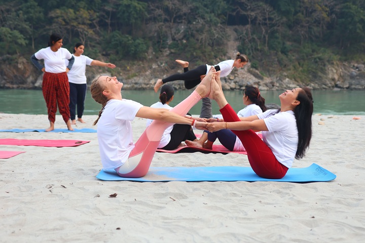 Can Beginners Join a 200 Hour Yoga Teacher Training in Rishikesh?